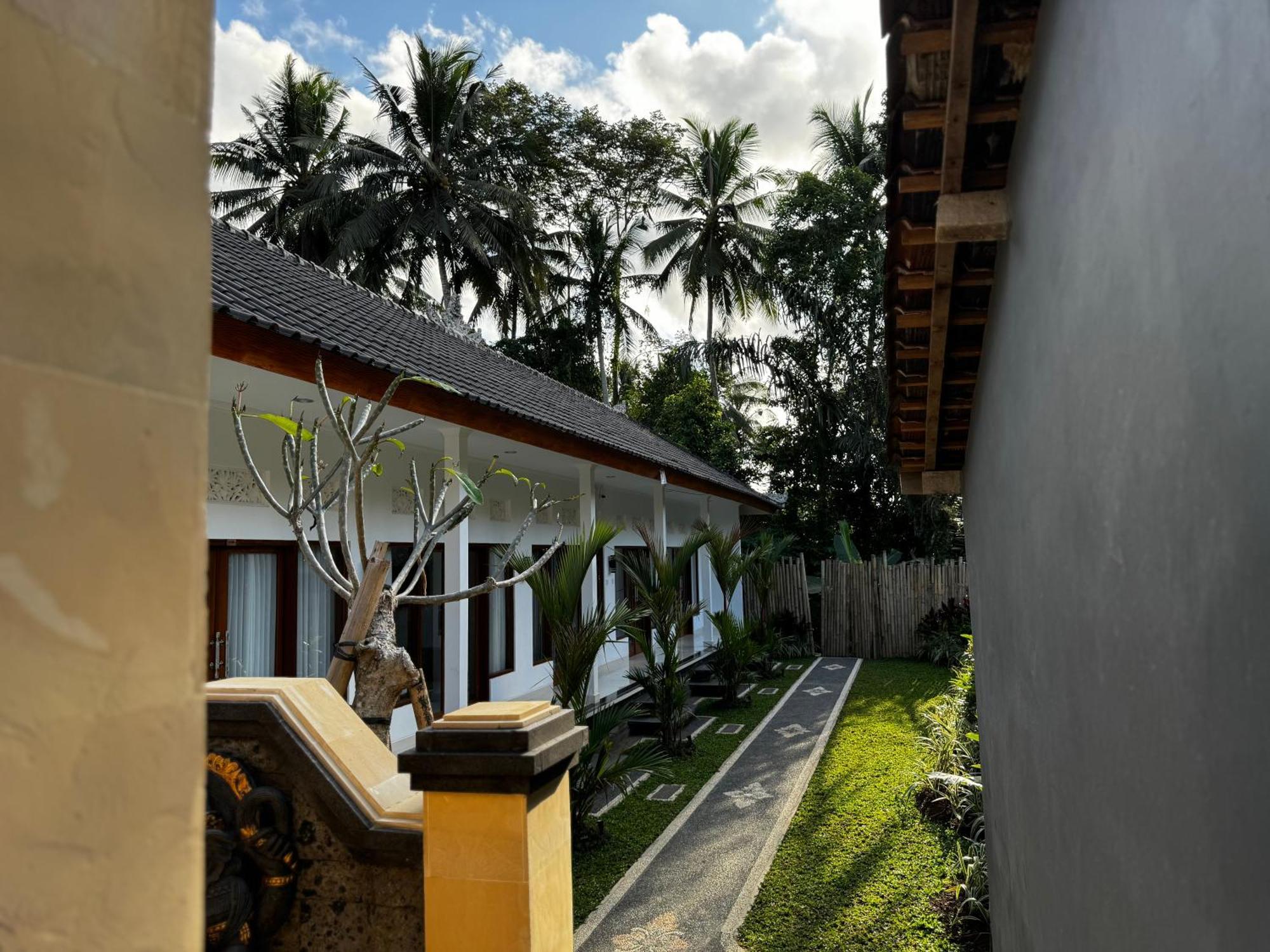 Kokokan House Ubud エクステリア 写真